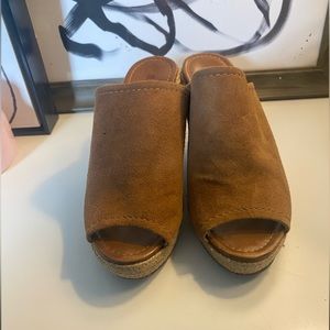 Schutz wedges - barely worn!!